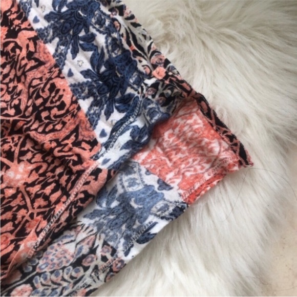 Lucky Brand Boho V-Neck Blouse - Picture 4 of 4